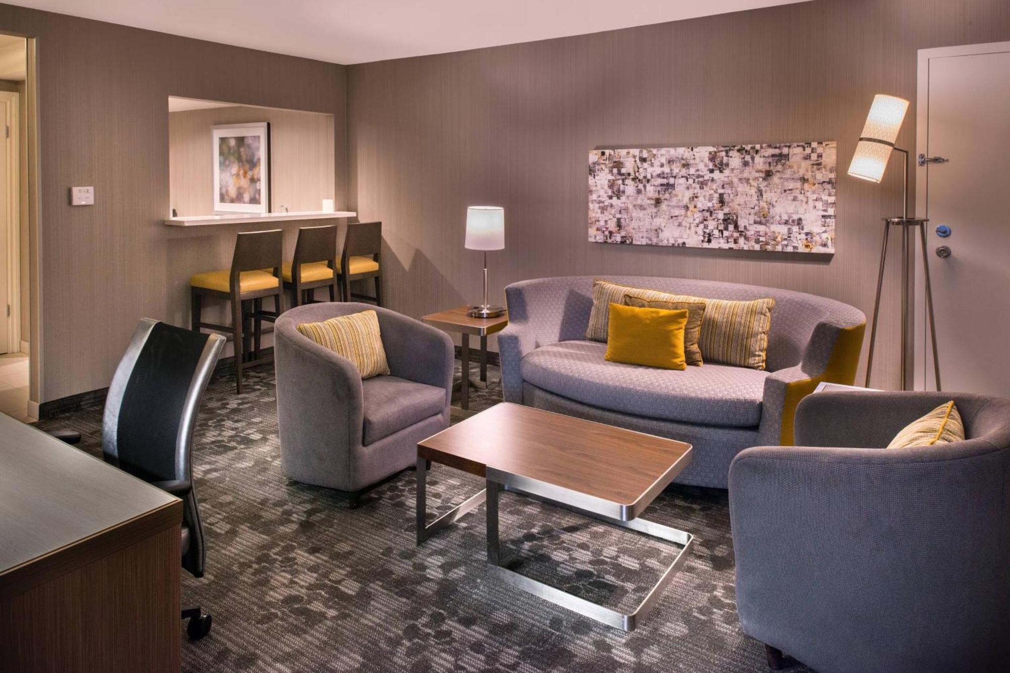 Courtyard By Marriott Oxnard/Ventura Hotel Екстериор снимка