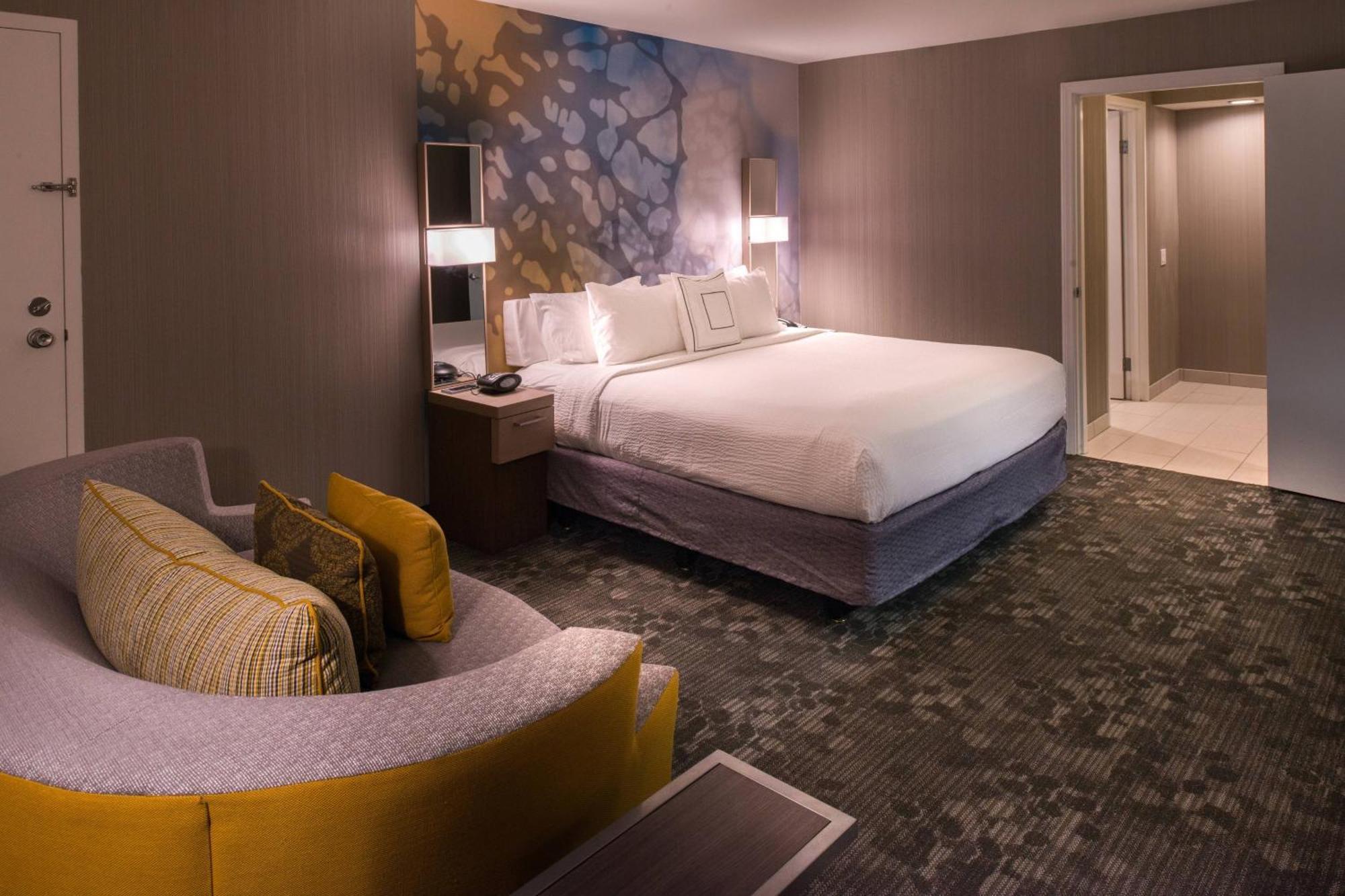 Courtyard By Marriott Oxnard/Ventura Hotel Екстериор снимка