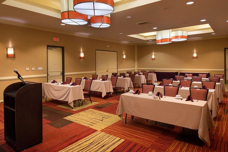 Courtyard By Marriott Oxnard/Ventura Hotel Екстериор снимка