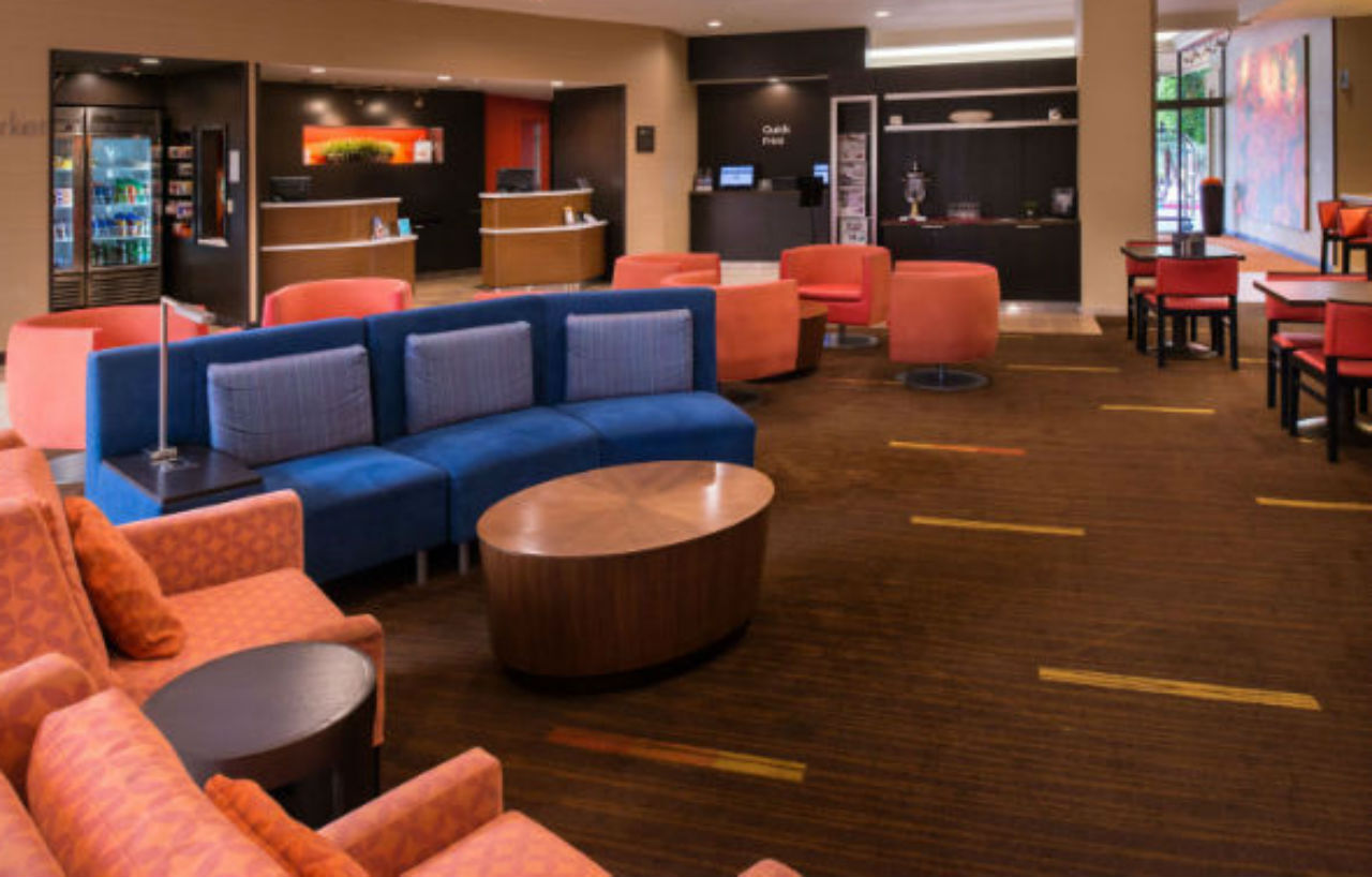 Courtyard By Marriott Oxnard/Ventura Hotel Екстериор снимка